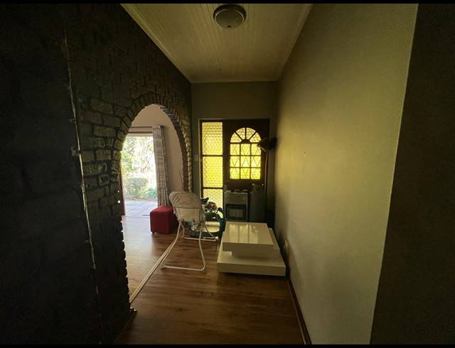 4 BEDROOM FREESTANDING FOR SALE IN CLARENDON